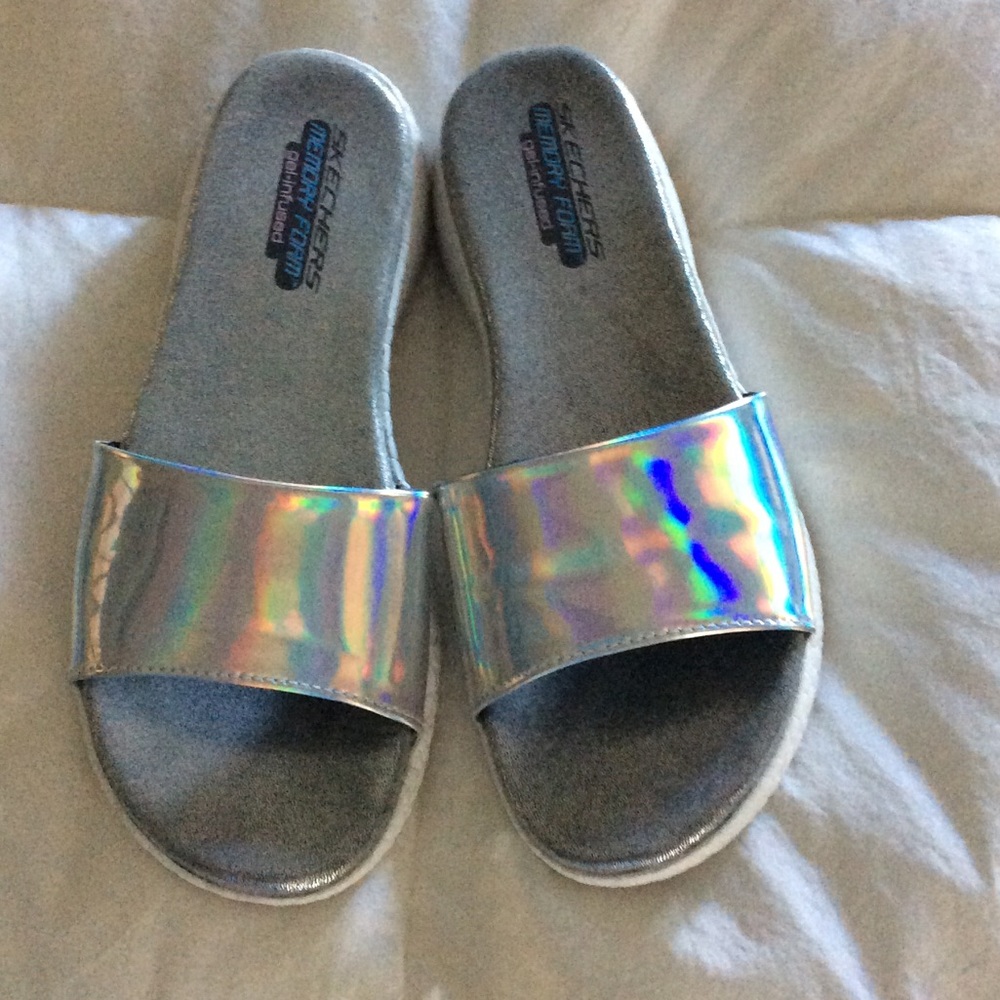 Skechers slides