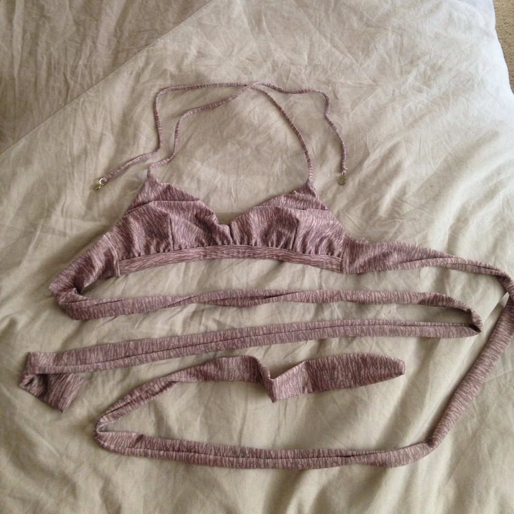 Tori praver bikini top