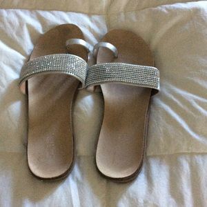 Sliver sandal