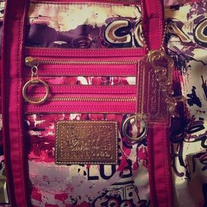 Coach Poppy Wall Graffiti Glam Bag