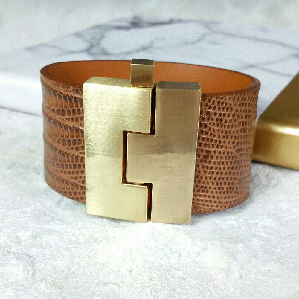 LEIGHELENA wide jigsaw cuff cognac lizard