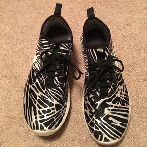 Used Nike running shoes