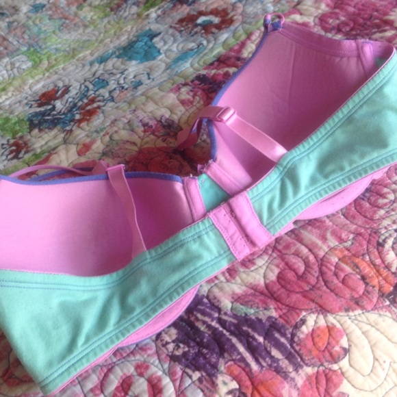 fruit of the loom tshirt bra