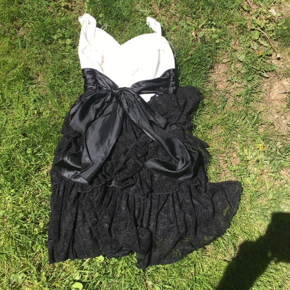 Cocktail dress - Picture 2 of 3