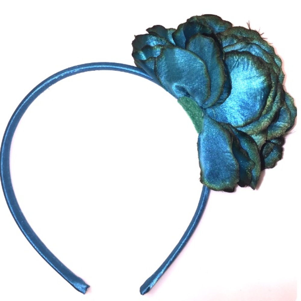 NWOT Blue Flower Headband
