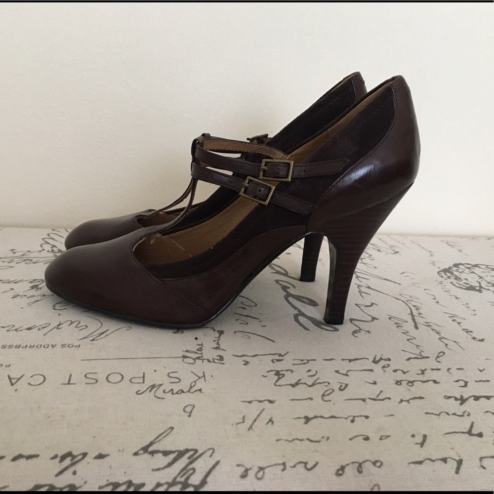 ❌SOLD❌ Brown Nine West Maryjane Pumps