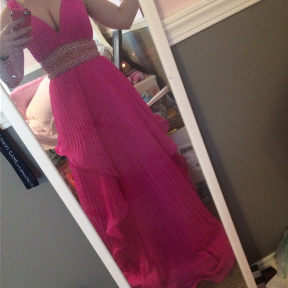Beautiful hot pink ball gown!