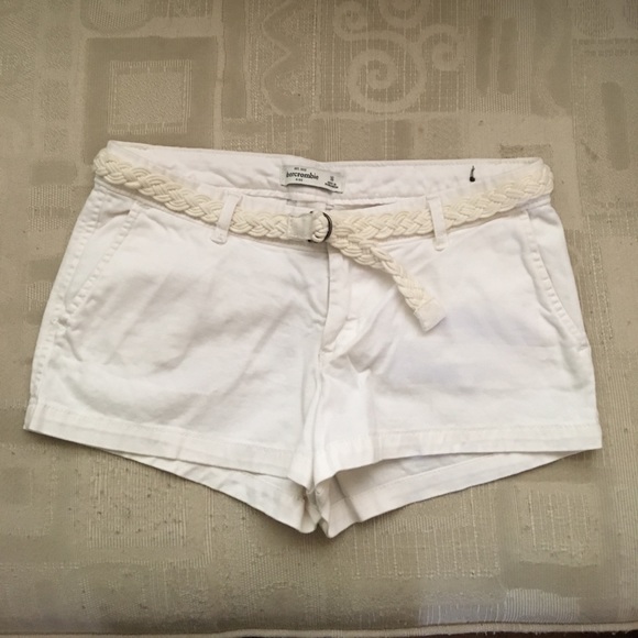 Abercrombie shorts with belt - Picture 1 of 3