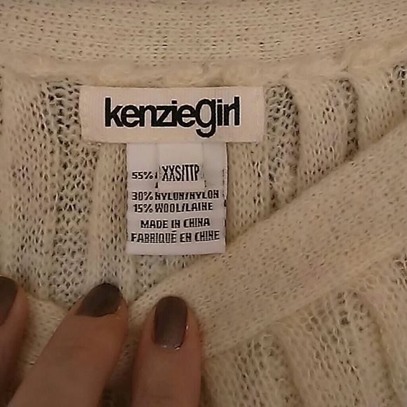 Kenziegirl sweater - Picture 2 of 3