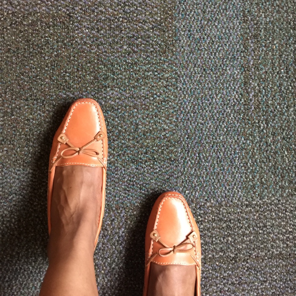 Brand new leather Clarks Artisan loafers 👞!