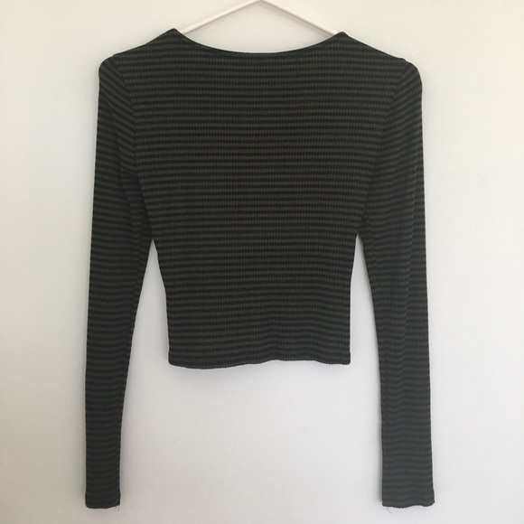 LF top - Picture 2 of 3