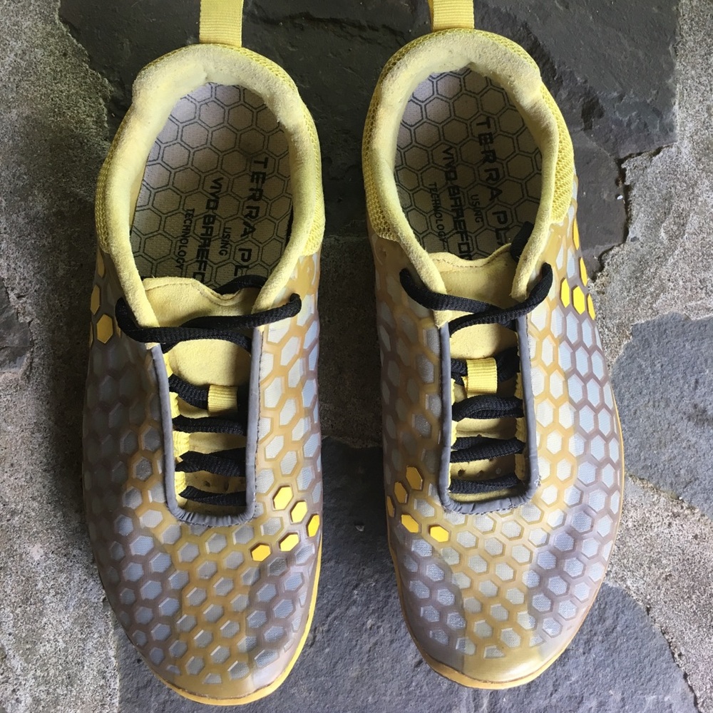 Vivo Barefoot sneakers