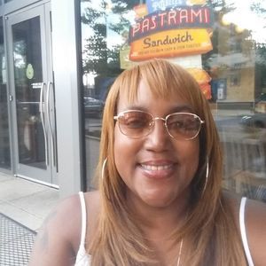 Meet your Posher, Tonya