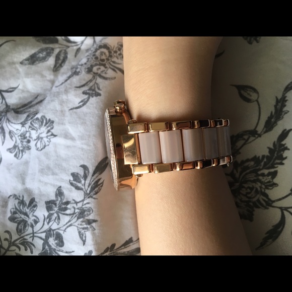 Michael Kors Watch. Rose Gold main image 6