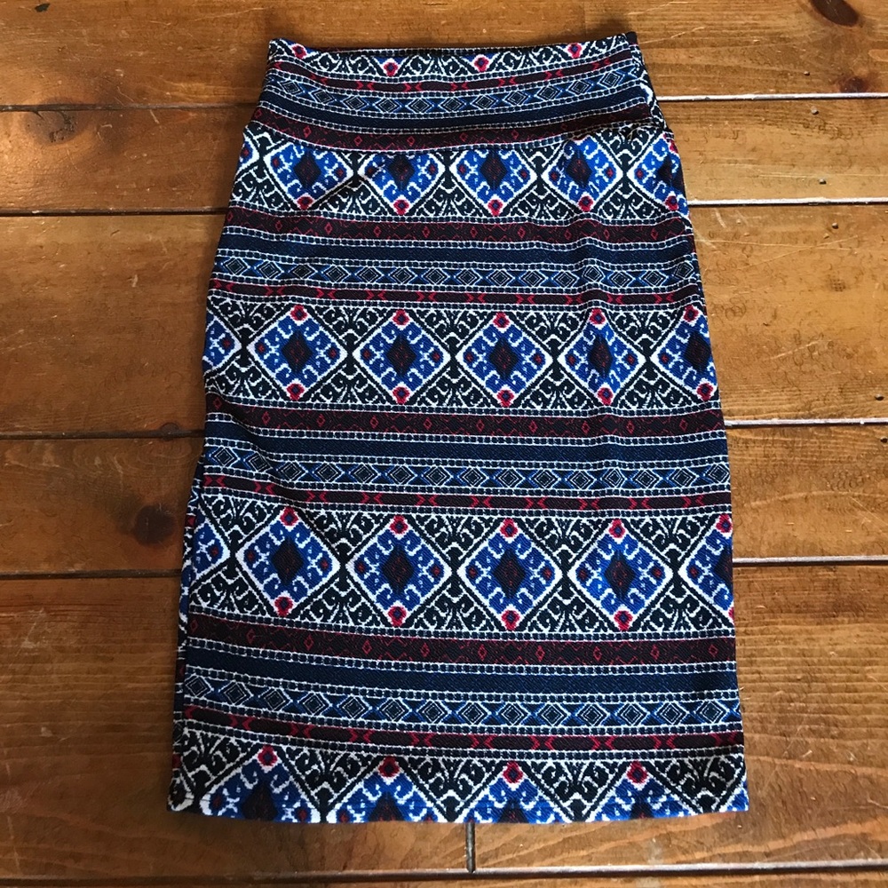 LuLaRoe Cassie skirt. Size XSmall.