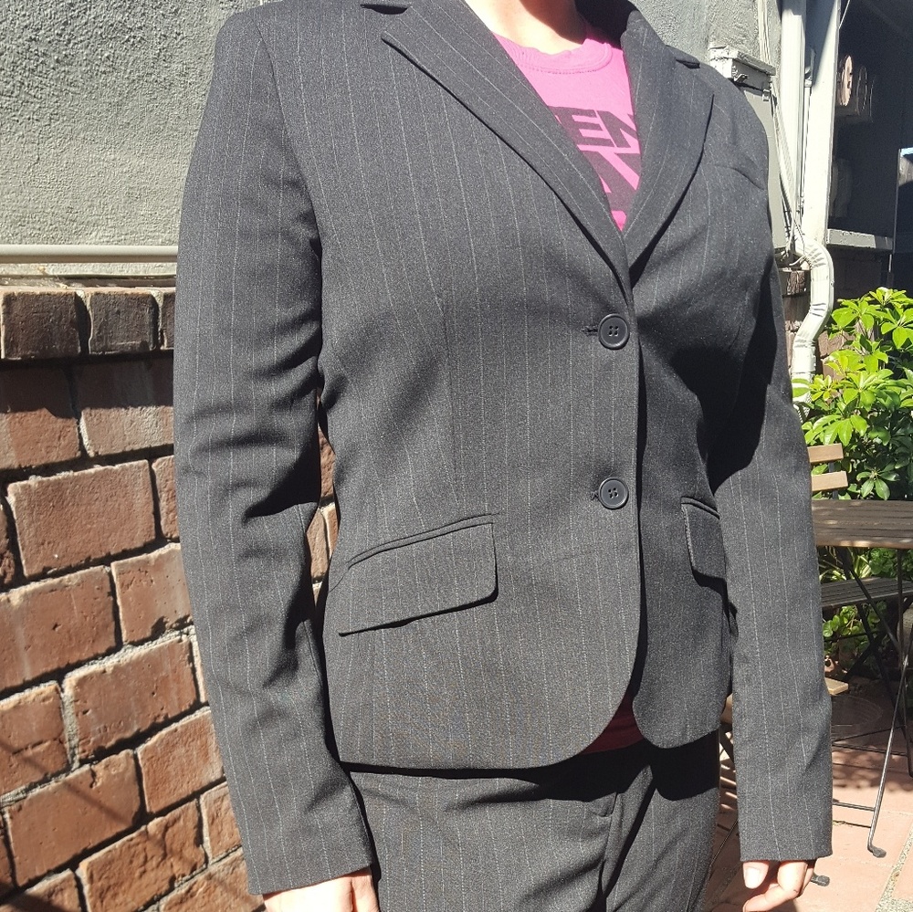 New York & Company Gray Blazer