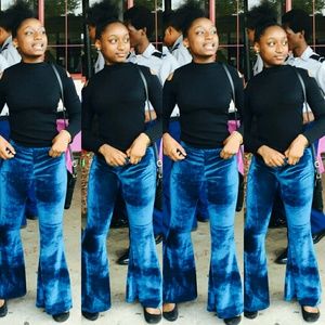 Meet your Posher, Roneisha