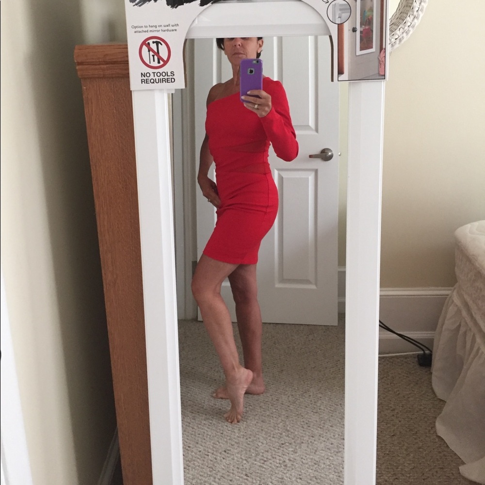 Brand new NEVER WORN BEBE XS TP red dress