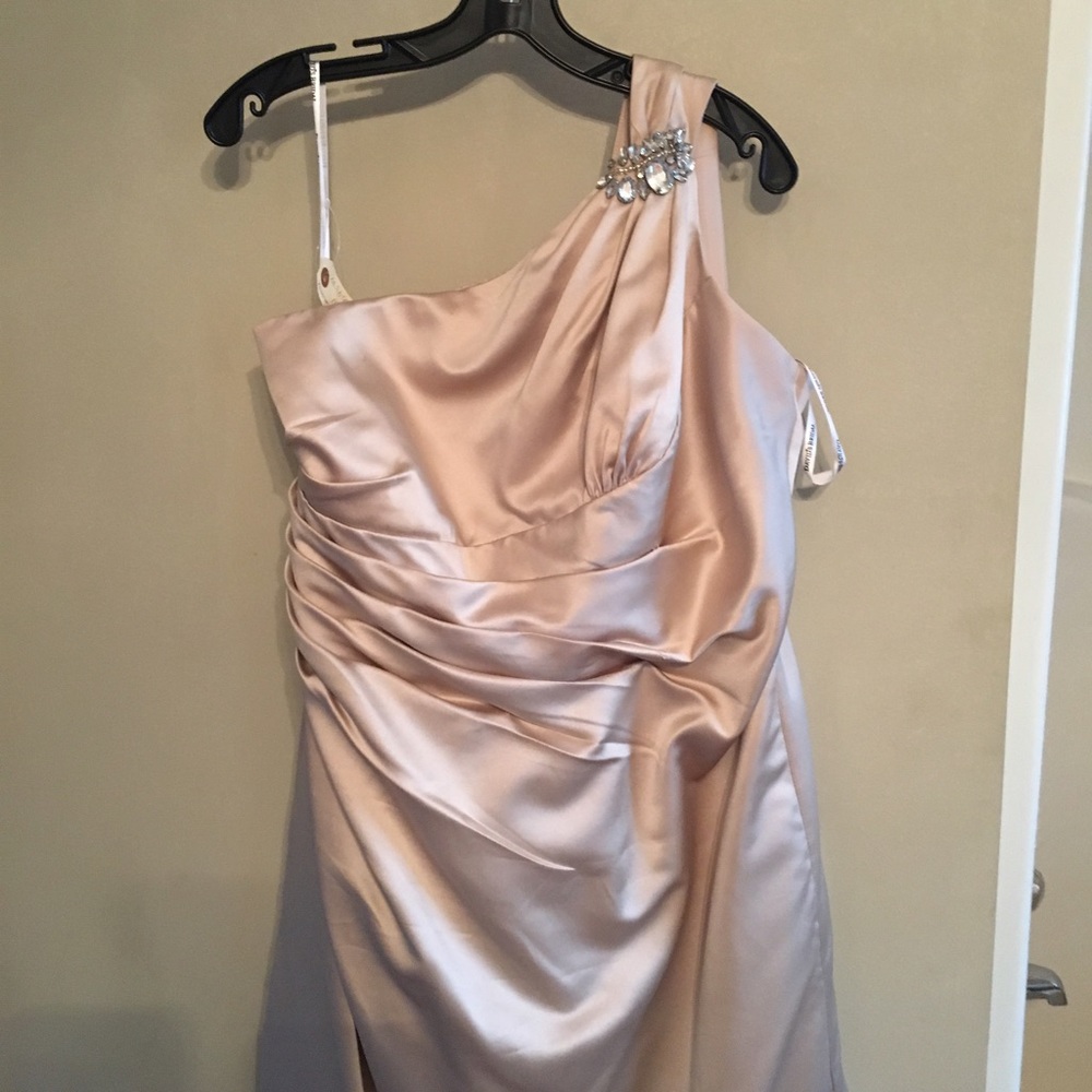 Champagne formal one shoulder gown