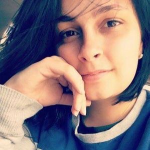 Meet your Posher, Lily