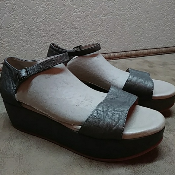 68 off Gee WaWa Shoes Anthropologie Gee WaWa 2