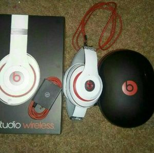 Beats Studios Wireless