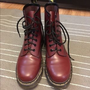 Doc Martens Women's 1460 Smooth boots-Cherry Red