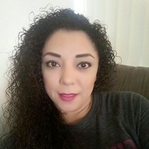 Meet your Posher, Lizeth