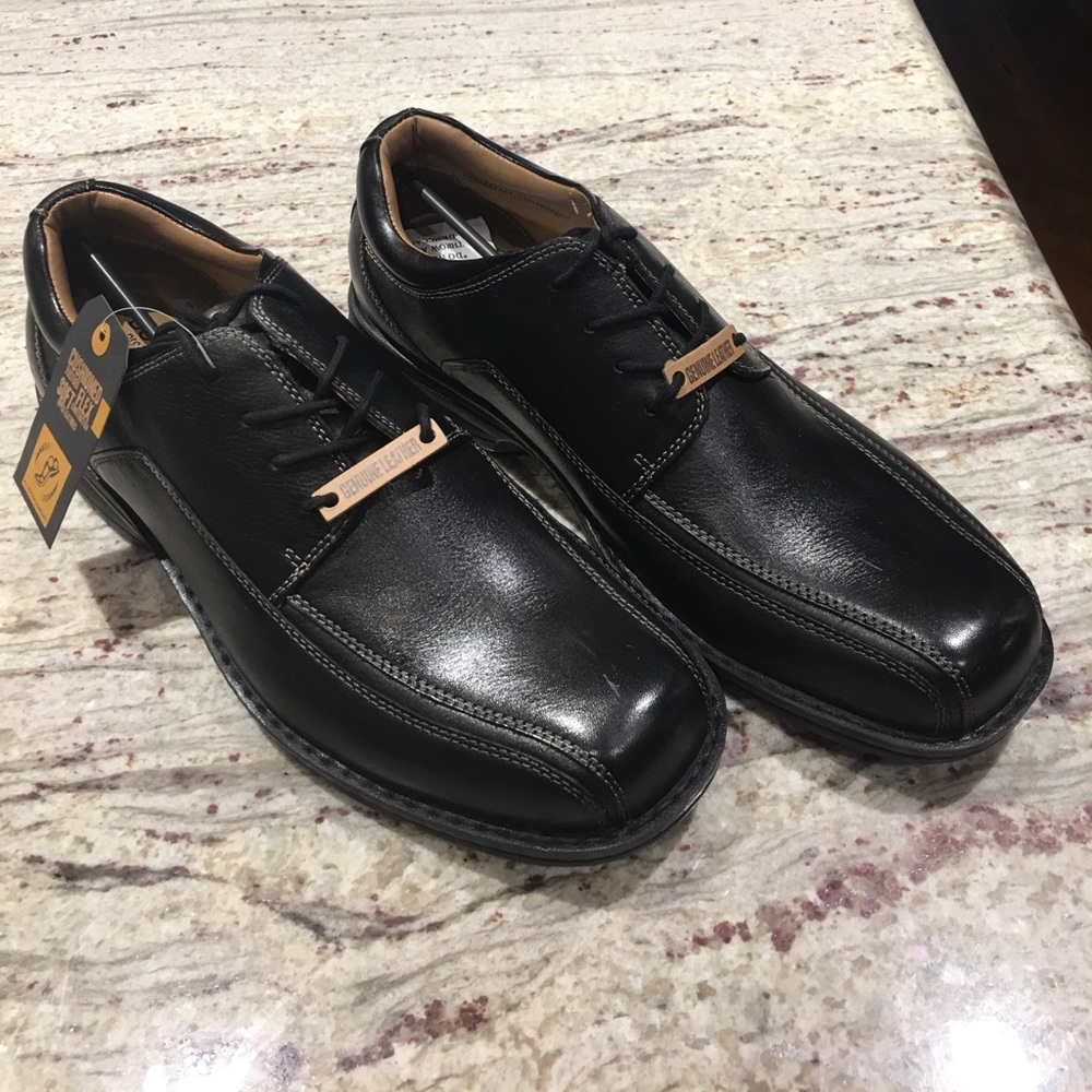 Men's Docker dress shoes
