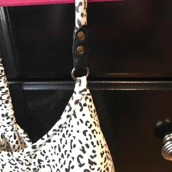 Dress - Picture 3 of 4