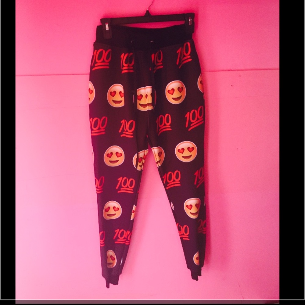 Emoji pants