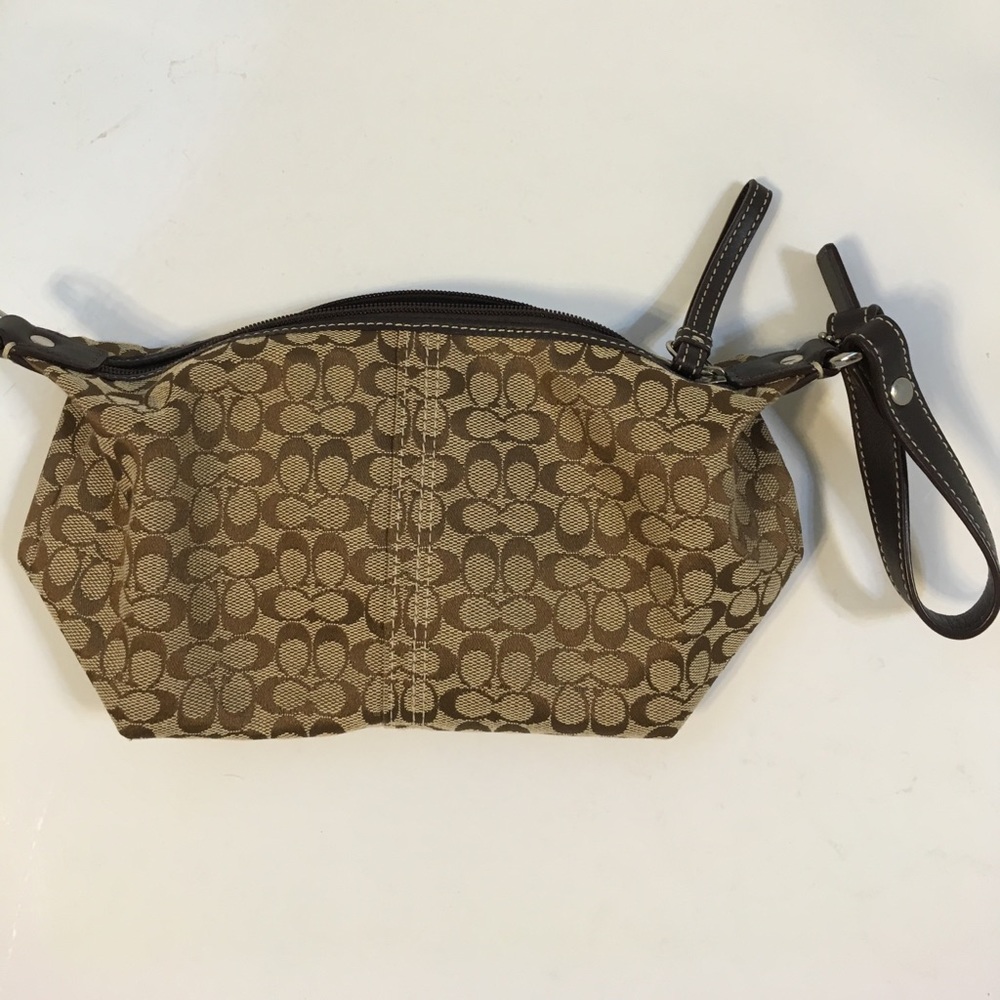 Make me an OFFER! NWOT COACH bag
