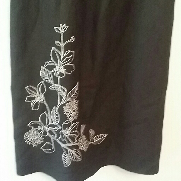 VINTAGE Black Slip Dress with Floral Detail - Picture 2 of 6
