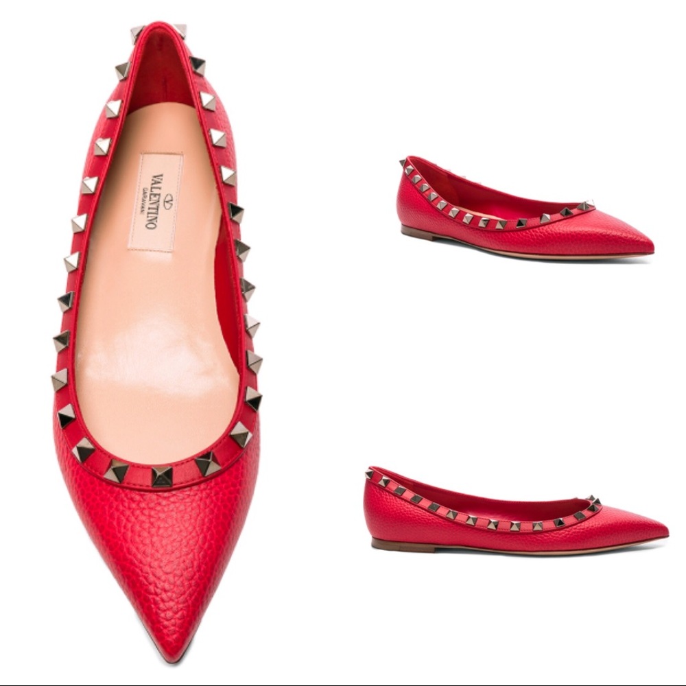 [NWT] Valentino Rockstud Flats