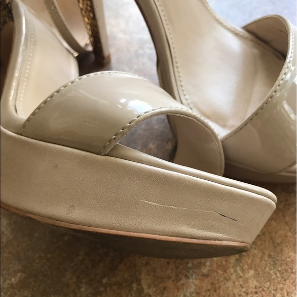 Colin Stuart Nude and Gold Platform Heel - Picture 7 of 7