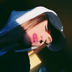 Meet your Posher, Sydney