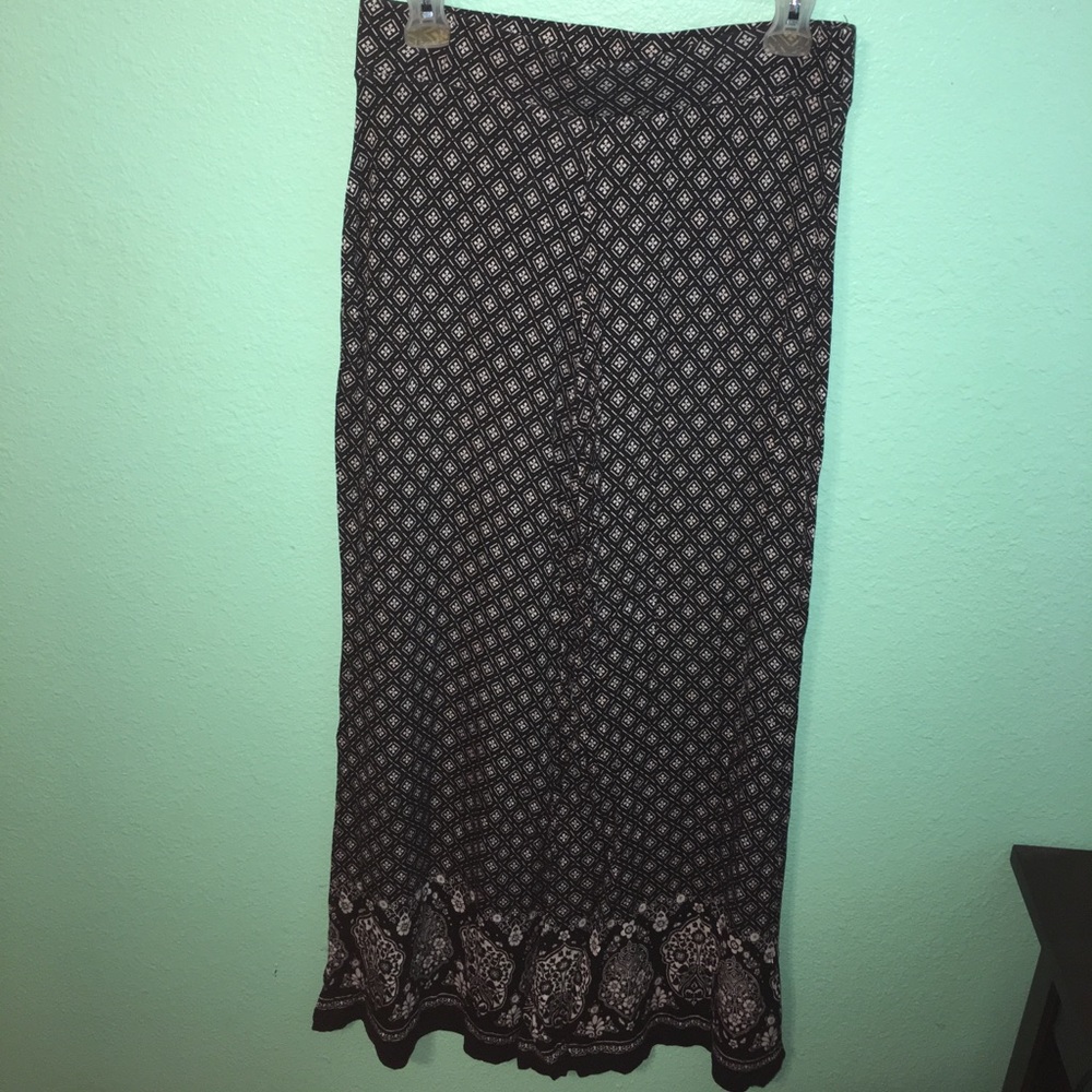 Black and white fun pants