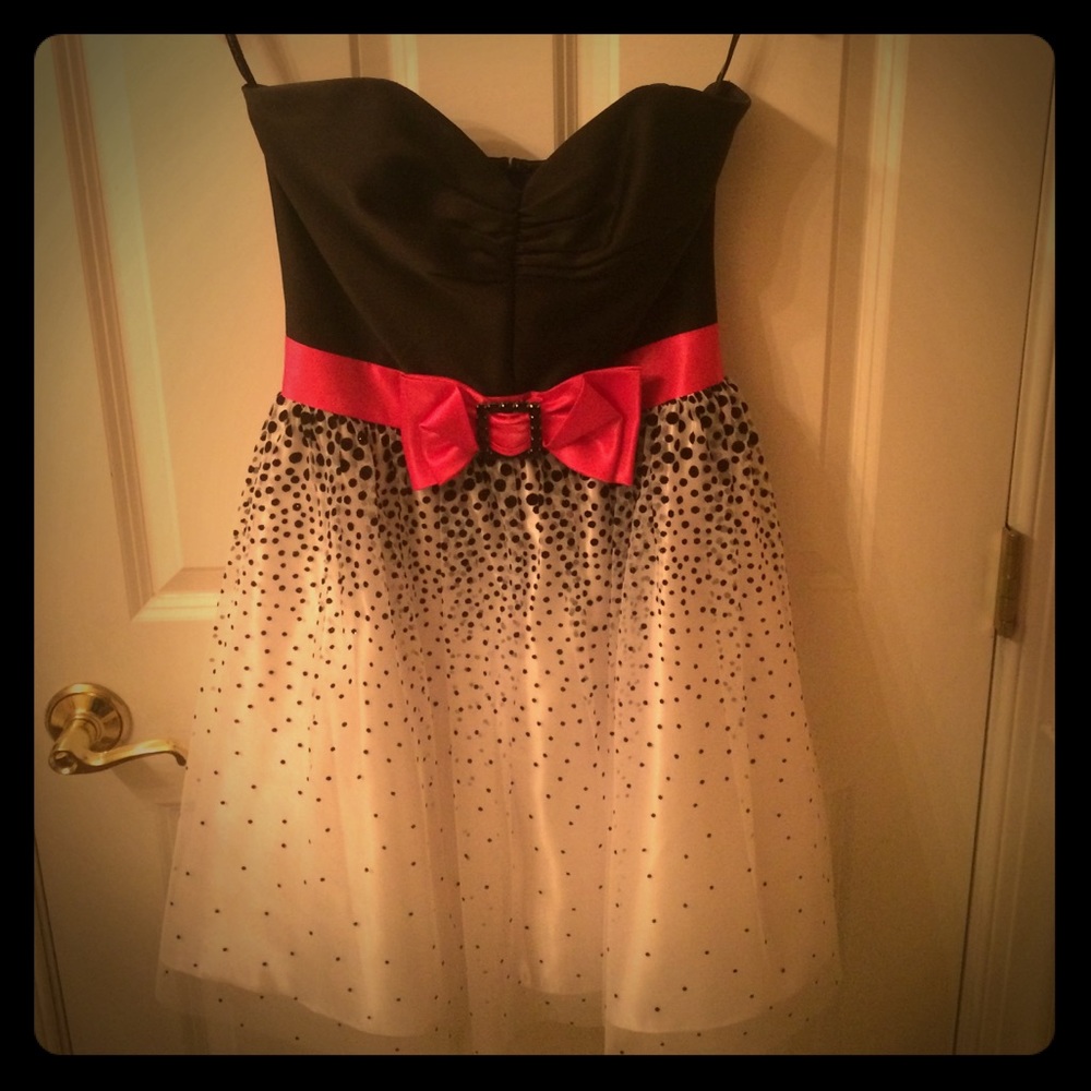 Jessica McClintock Strapless Dress