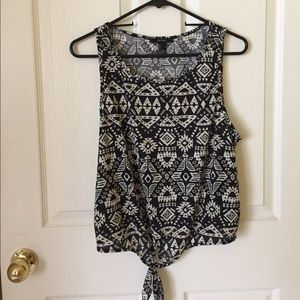 FOREVER XXI Aztec print tie-front tank