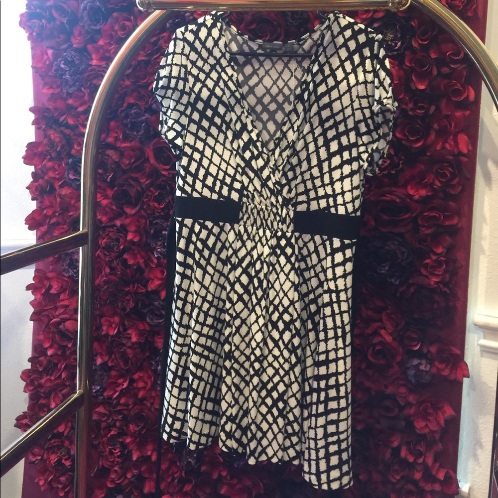EUC Apt 9 Dress Size Large From KOHLs - Picture 2 of 4