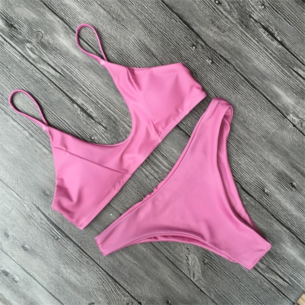 SWIM CLEARANCE! 'Hanna' Pink Bikini - Picture 2 of 3
