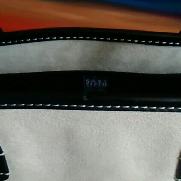 Saks Fifth Avenue Handbag - Picture 7 of 8