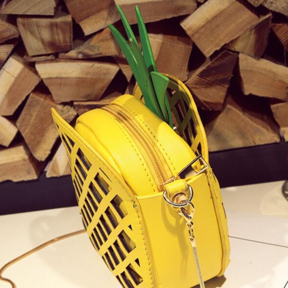 Love Your Pineapples Handbag - Picture 5 of 7