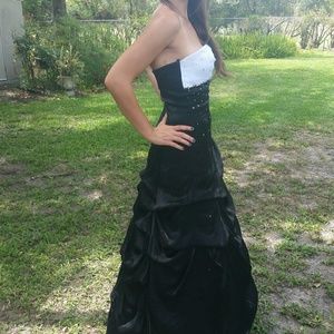 Prom/homecoming dress