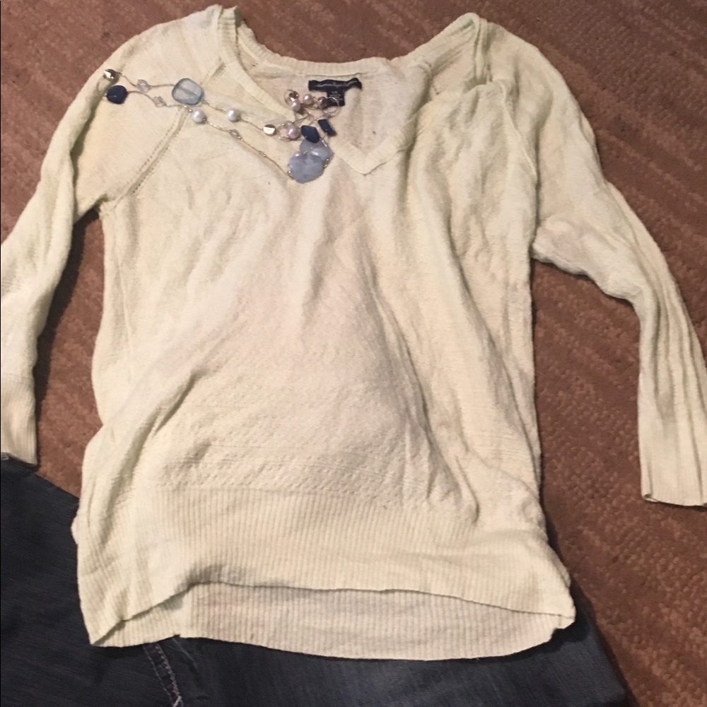 large. American Eagle 🦅.