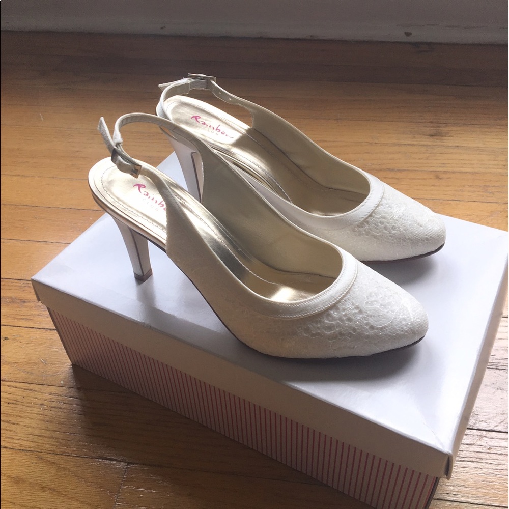 Beautiful wedding/engagement shoes!