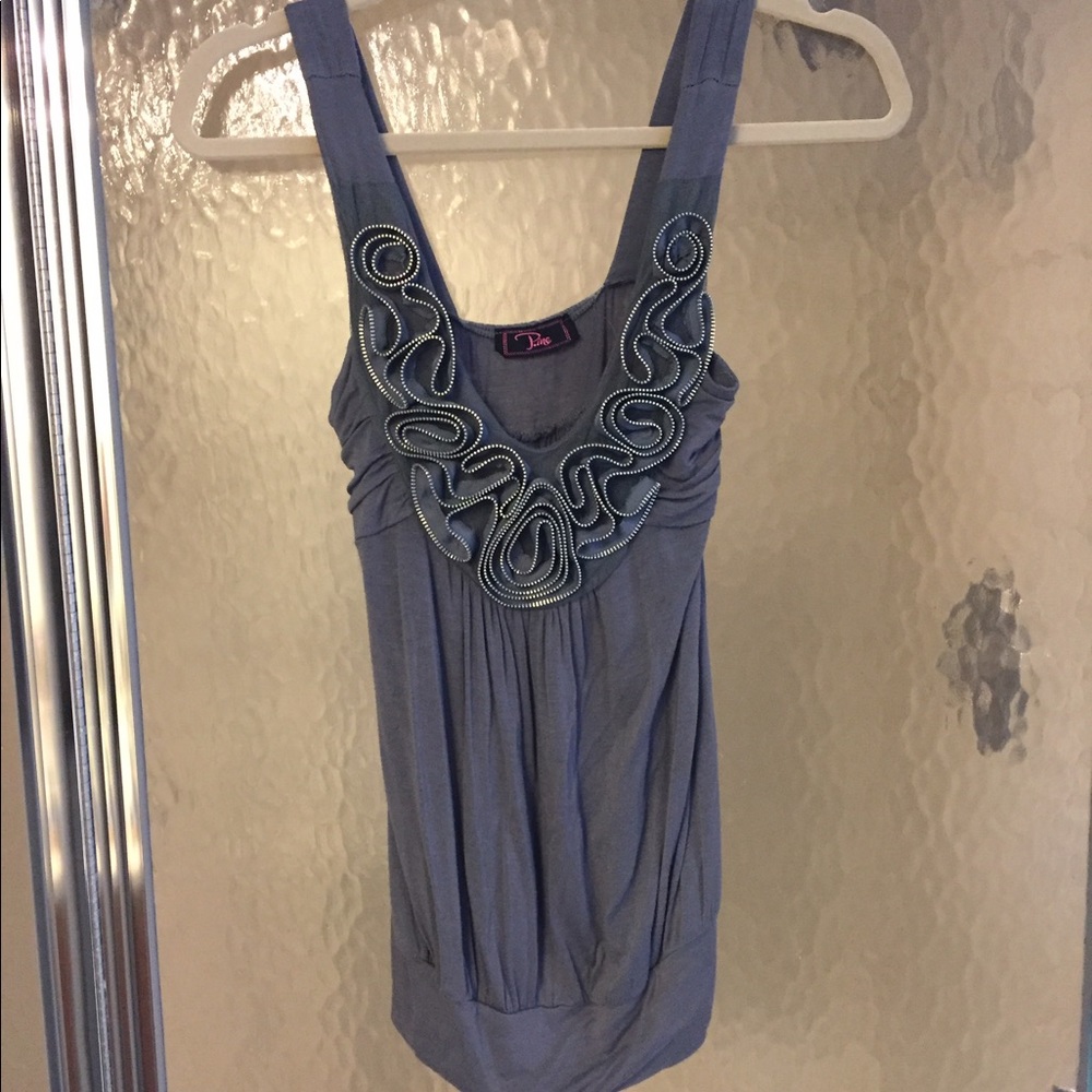 Gray zipper going out shirt worn once!