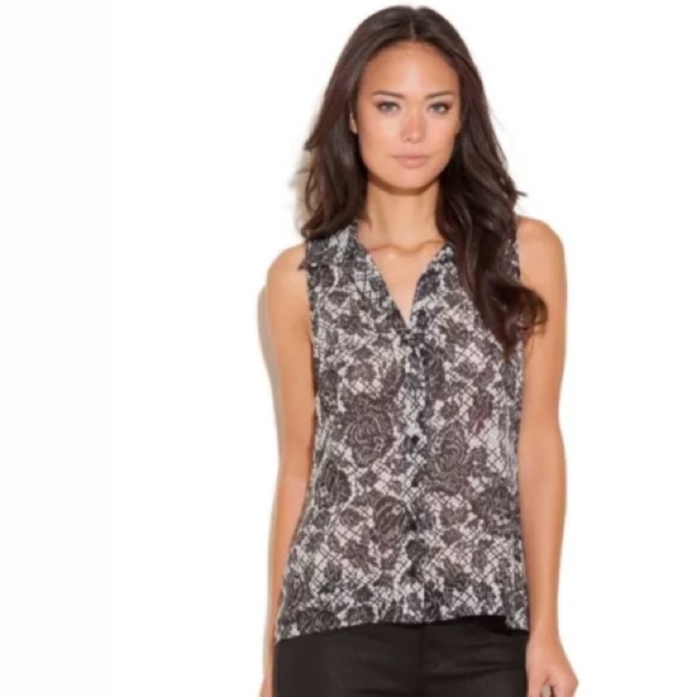 NWOT GUESS SLEEVELESS LACE PRINT HIGH-LOW TOP SZXS