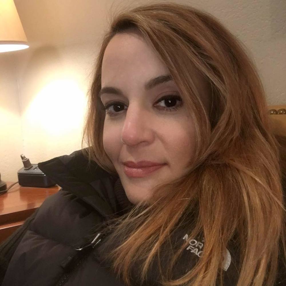 Meet your Posher, Raquel