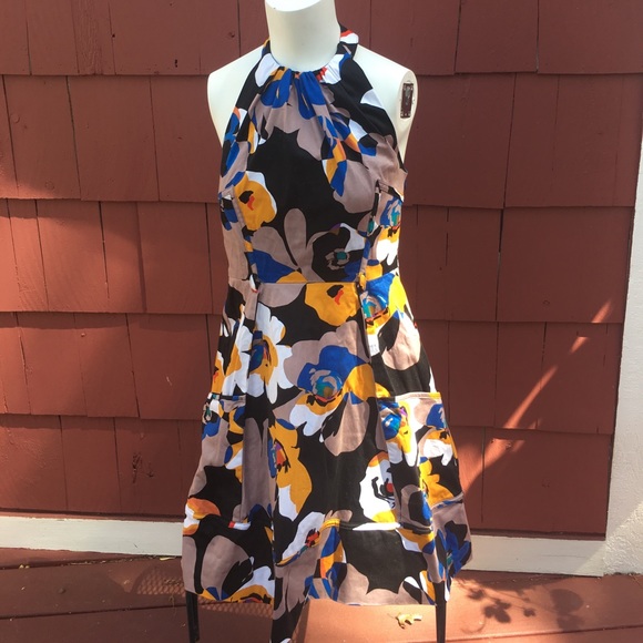 Jessica Simpson Dresses & Skirts - Jessica Simpson Abstract Halter Dress